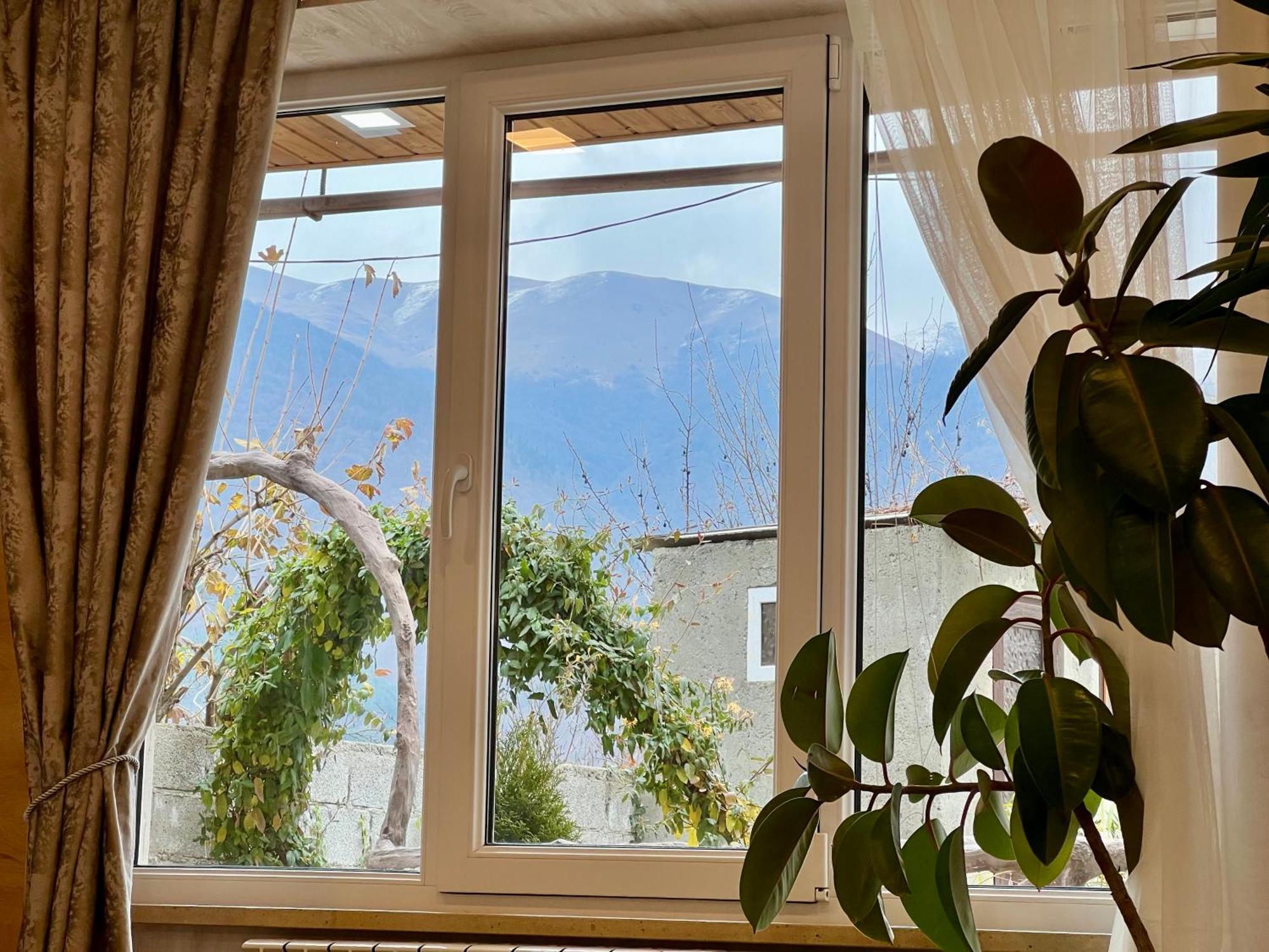 Green Park Guest House Dilijan Εξωτερικό φωτογραφία